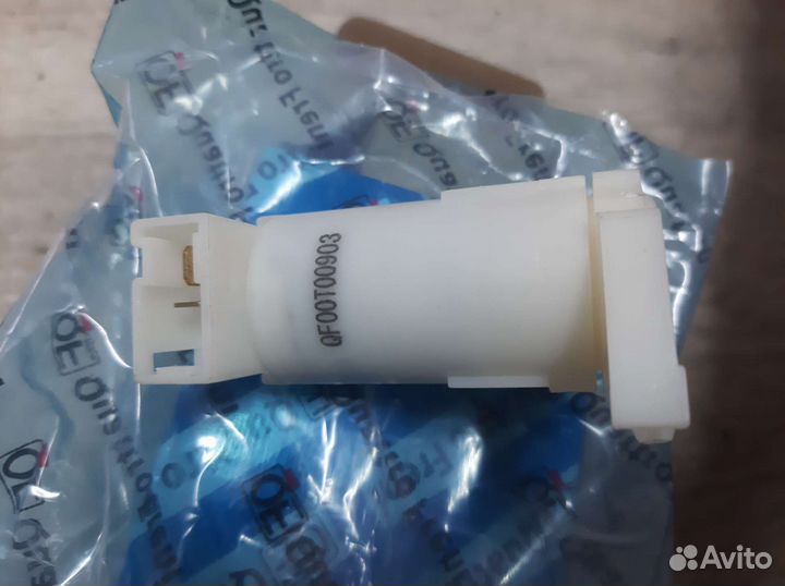 Мотор (насос) бачка стеклоомывателя Nissan X-Trail