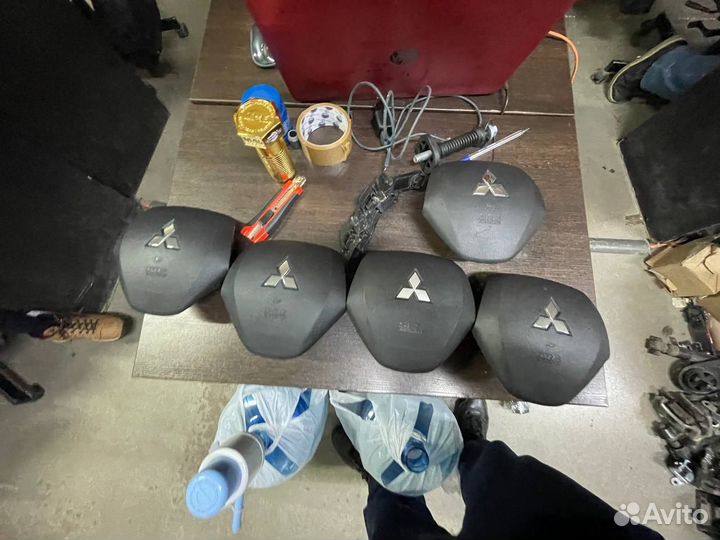 Подушка в руль Митсубиси Аутлендер 3 GF