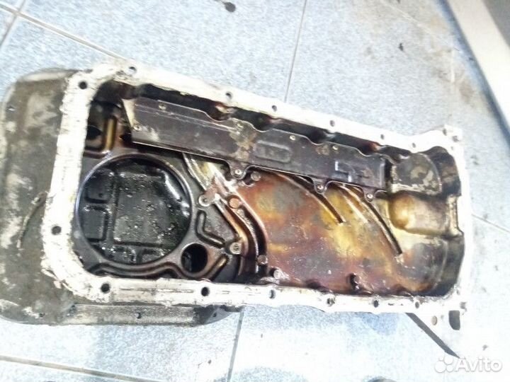 Поддон масляный двигателя Nissan Avenir 1 (W10)