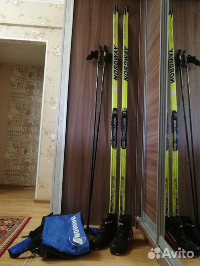 Беговые лыжи