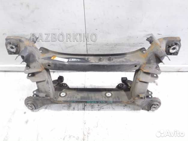 Балка задняя (подрамник)