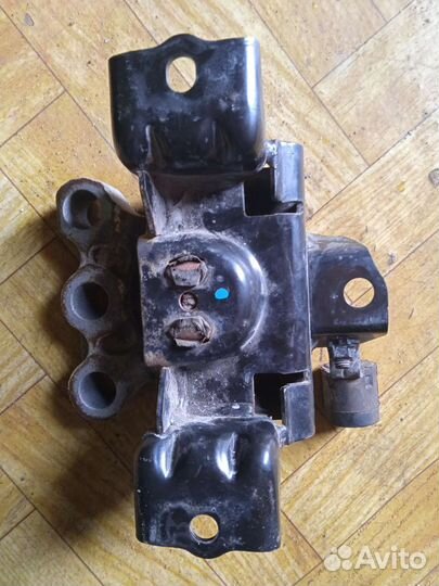 Опора двигателя шевроле кобальт