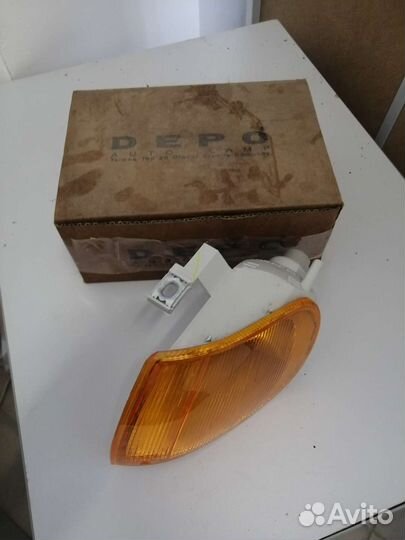 Указатель поворота левый VW Polo 1994- 4411513lwey