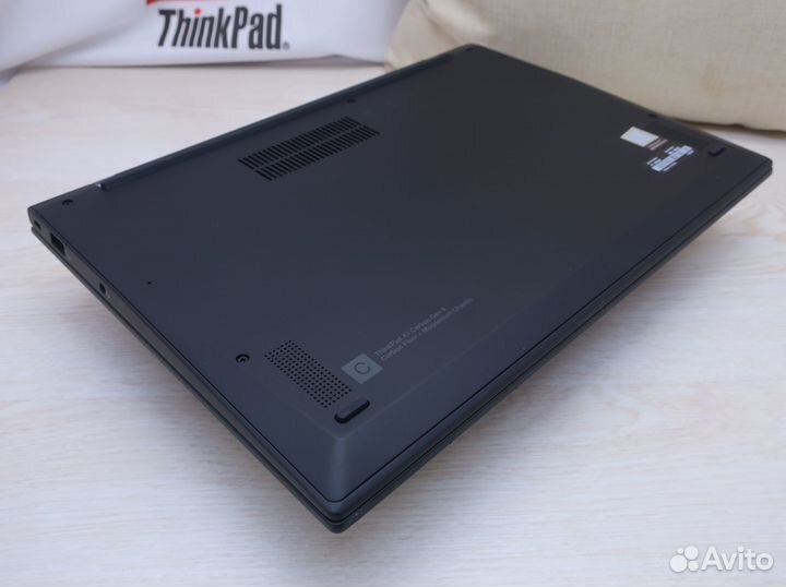ThinkPad X1 Carbon Gen. 9 Core-I5/8/512/UHD-4K