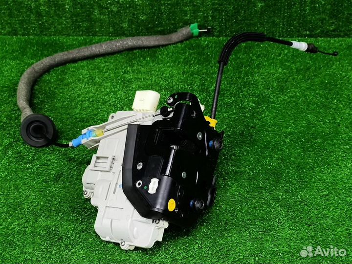 Замок передней левой двери Audi Q3 (8U) 2012-2018