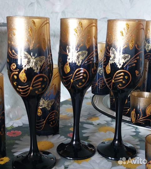 Фужеры, стаканы, рюмки