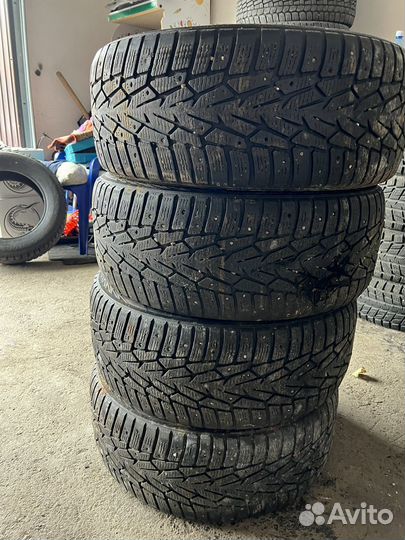Nokian Tyres Hakkapeliitta 7 225/50 R17 98L