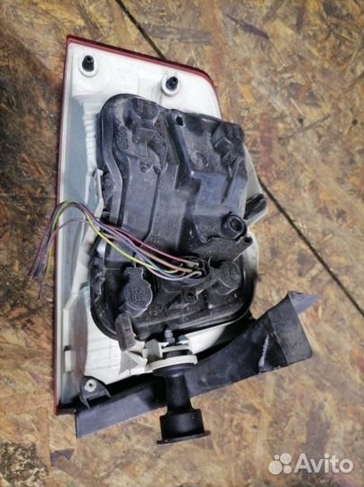 Фонарь задний правый Audi A4 B7 BFB 1.8T JZQ 2006