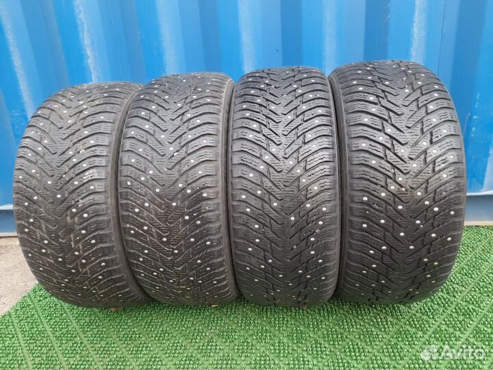 Nokian Tyres Hakkapeliitta 8 225/50 R17 107T