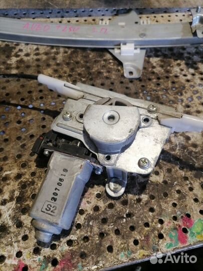 Стеклоподъемник задний правый Chevrolet Aveo т250