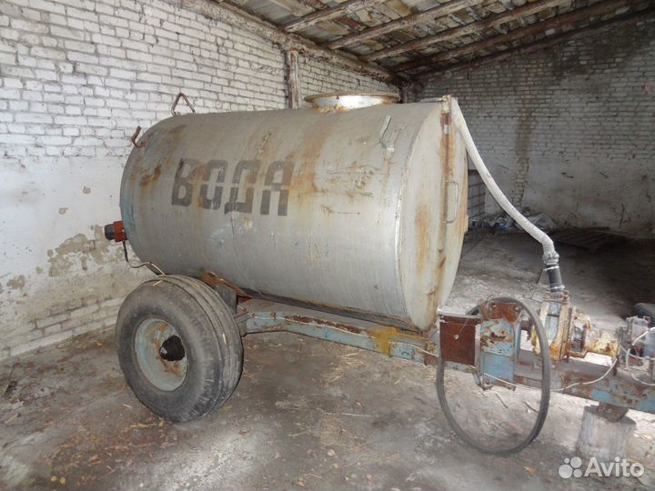 Бочка 3 куба на колесах