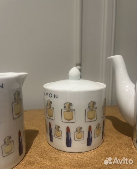 Посуда Avon