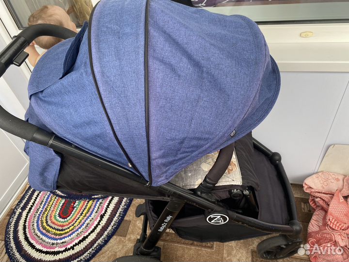 Прогулочная коляска