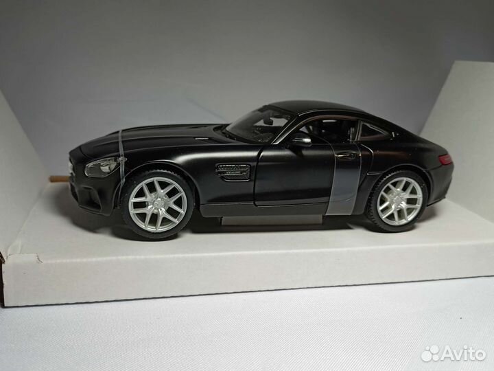 Модель автомобиля Mercedes AMG GT Maisto 1:24