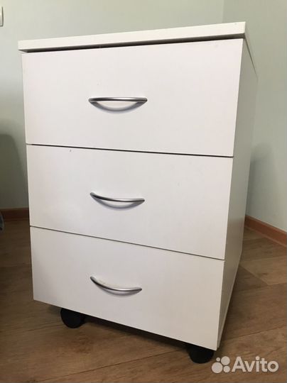 Тумба на колесах IKEA