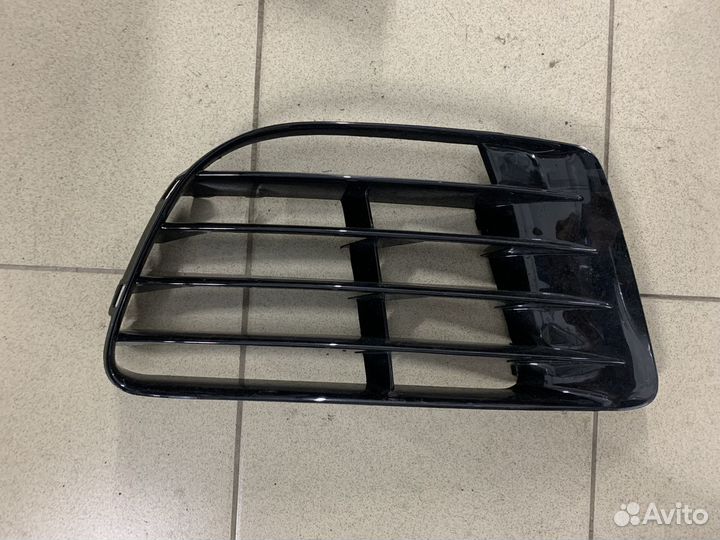 VW Golf Решетки R20 стиль