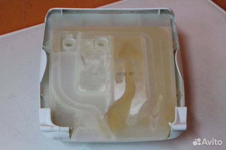 Порошкоприемник Indesit C00116869 бу. 1841