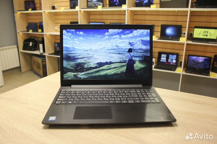Ноутбук Lenovo IdeaPad Intel Core i5/Nvidia MX110