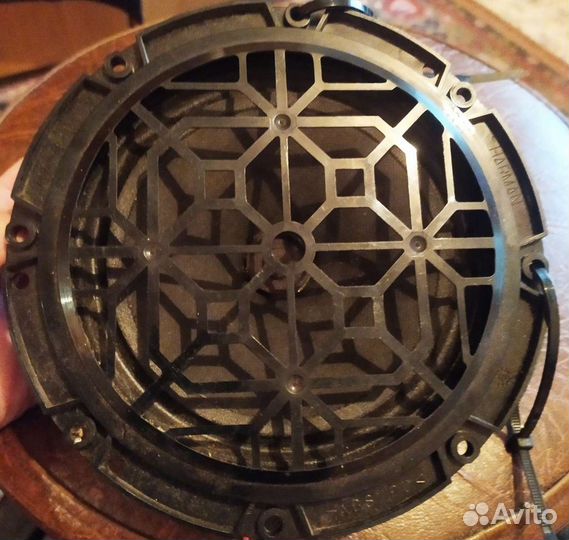 Динамик Harman, Сабвуфер pioneer,магнитола