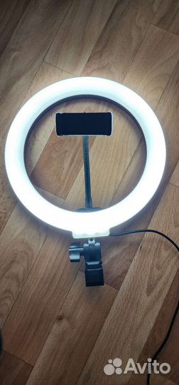 Кольцевая лампа без штатива
