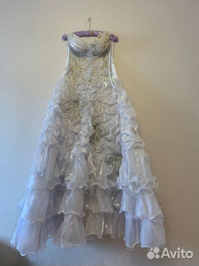 Свадебные платья