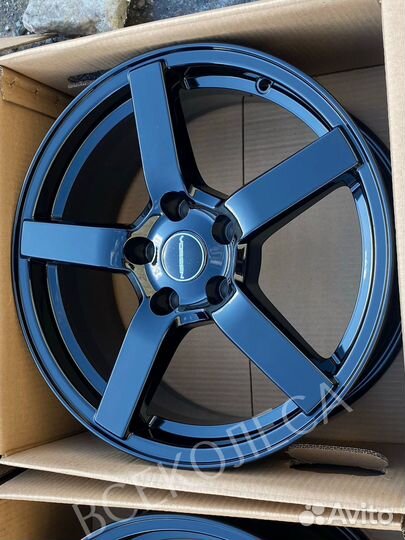 Vossen cv3 r16 черный глянец 5-114,3