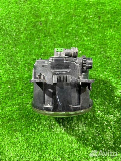 Фара противотуманная передняя левая Suzuki Escudo