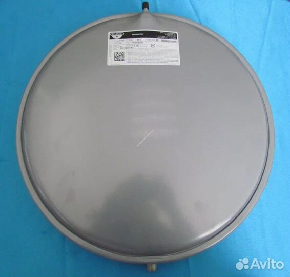 Бак расширительный для котлов. Зилмет италия