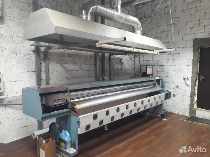 Печать баннеров, плакатов, наклеек, обоев