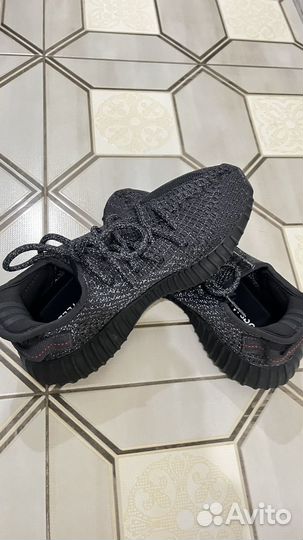 Кроссовки adidas yeezy boost 350 v2