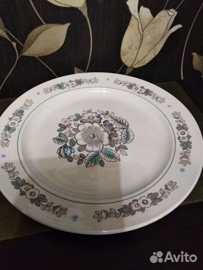 Блюдо большое