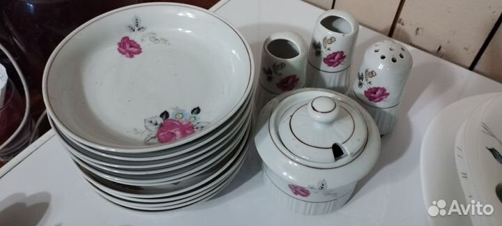 Столовый сервиз новый фарфор СССР, разная посуда