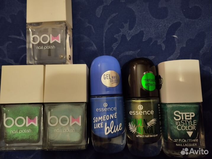 Лаки для ногтей 7 шт и платок