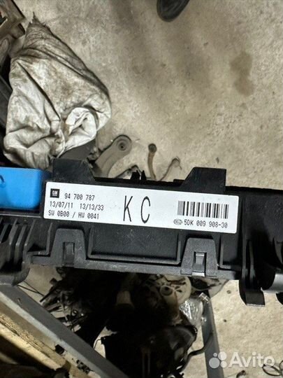 Блок предохранителей Opel Astra H