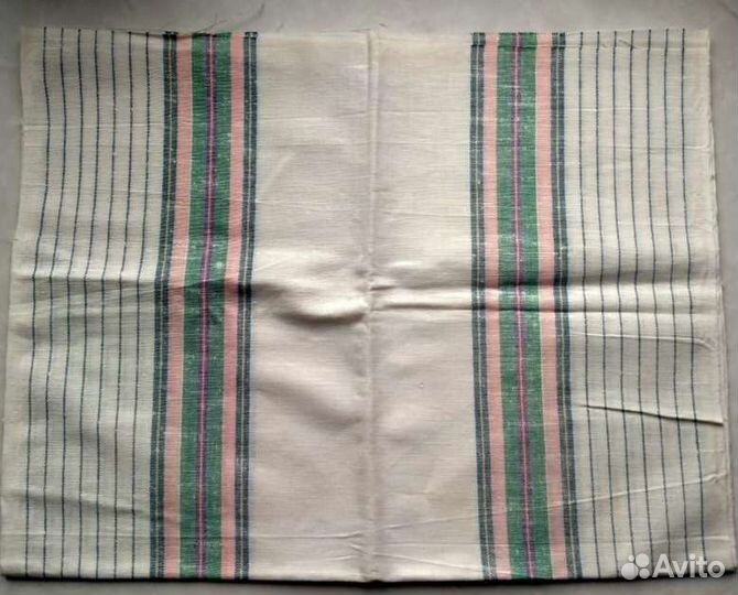 Полотенца разные, отрезы на полотенца