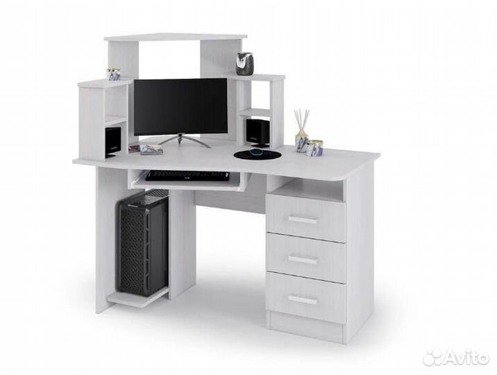 Стол компьютерный №1