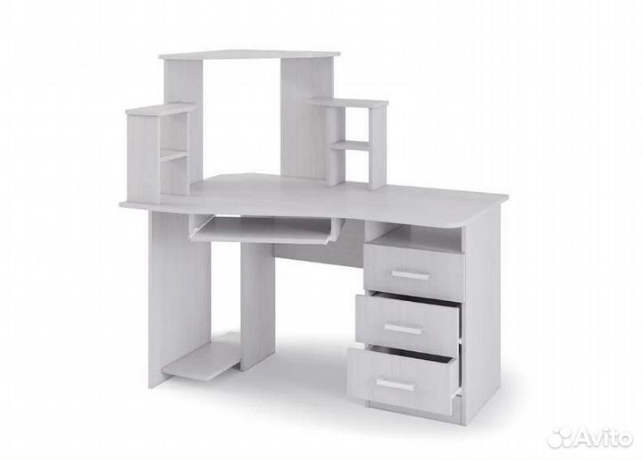 Стол компьютерный №1
