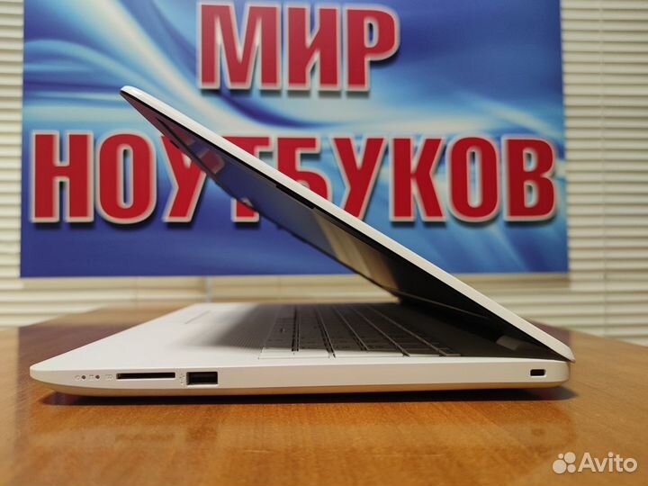 Ноутбук HP / как новый / белый / 8гб ddr4