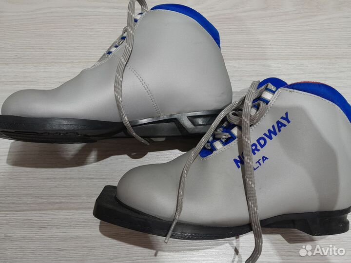 Лыжные ботинки 36-37 р