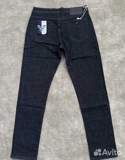 Джинсы armani