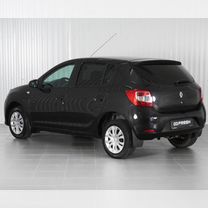 Renault Sandero 1.6 MT, 2015, 163 007 км, с пробегом, цена 830 000 руб.