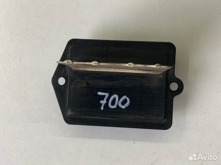 Резистор отопителя Mazda 323 универсал 2002