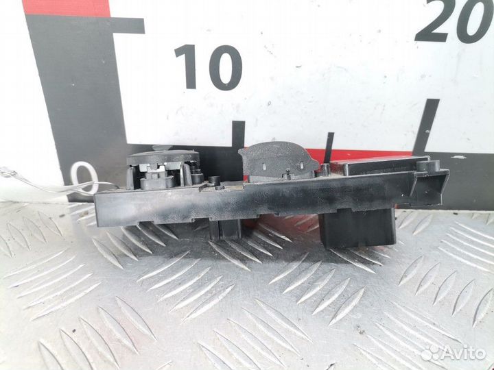 Блок управления стеклоподъемниками Ford C-Max 2004