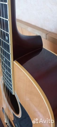 Электроакустическая гитара