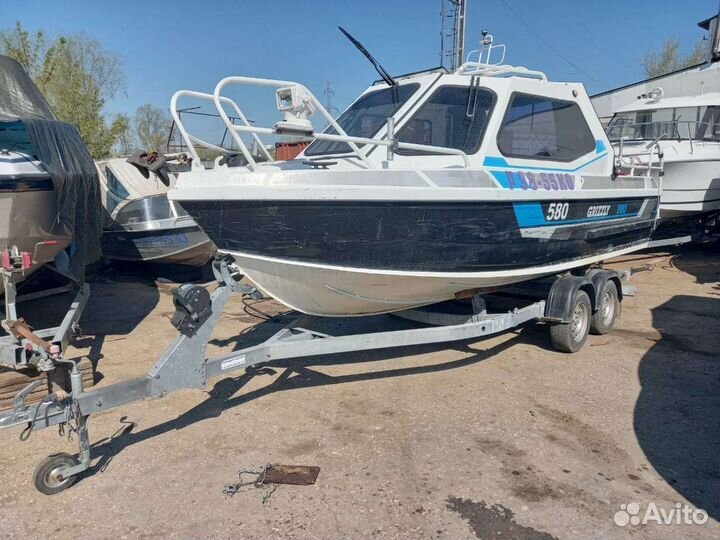 Катер Grizzly Pro 580