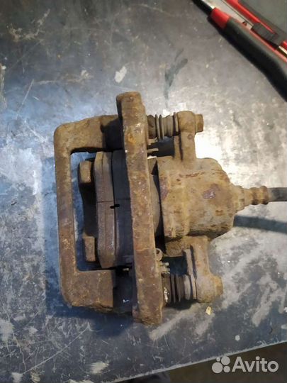 Суппорт заданий hyundai sonata EF, KIA magentis