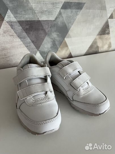 Кроссовки для девочки