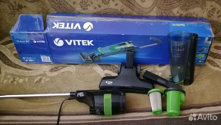 Пылесос вертикальный Vitek VT-8101 BK