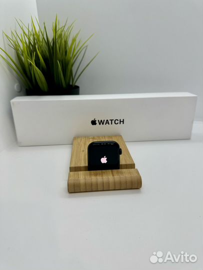 Apple Watch se 2022 44mm акб-100%