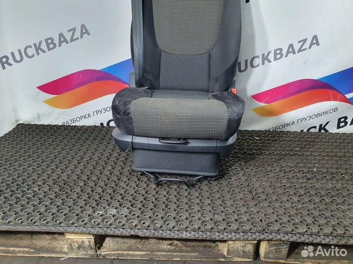 Сиденье пассажирское механическое Daf XF106